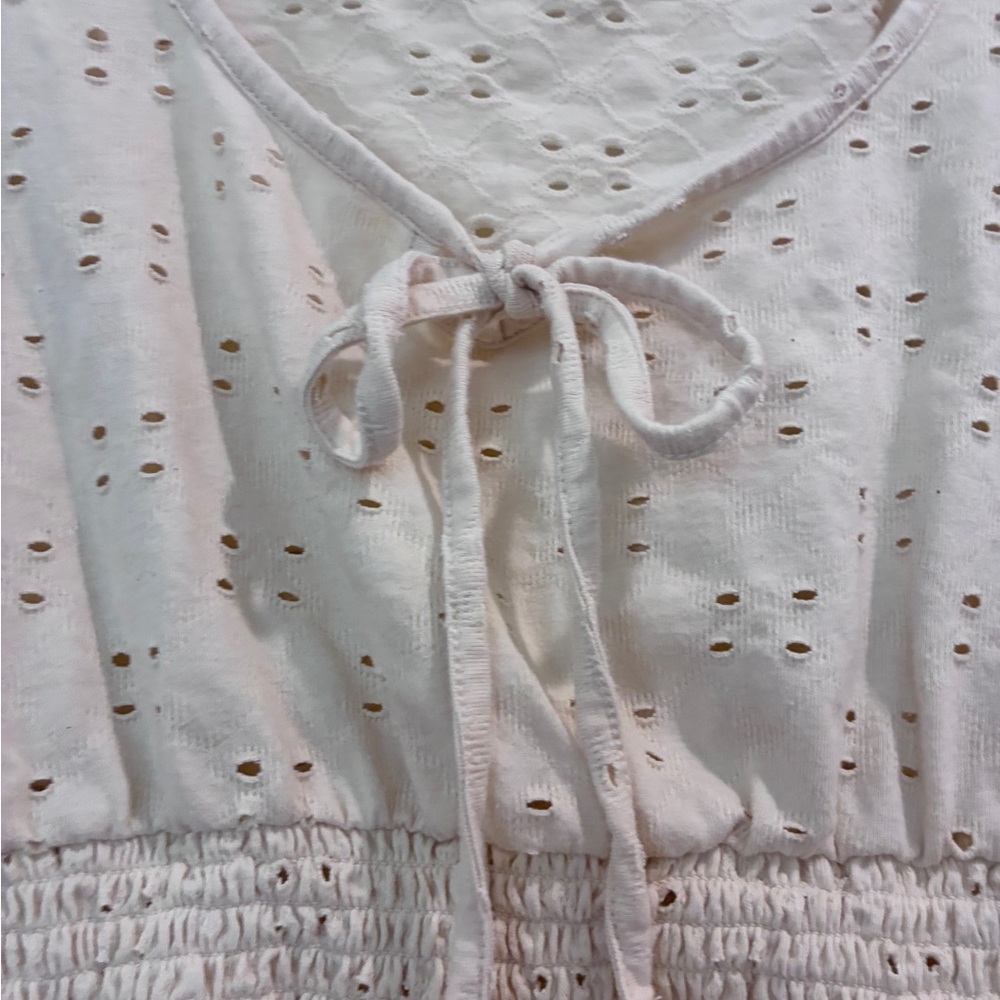 Arizona Butter Yellow Eyelet Tie-Front Scoop Neck Peplum Smocked Waist Crop - Picture 5 of 7